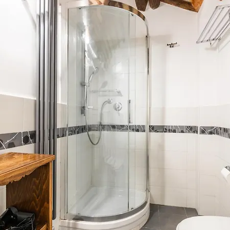 Pavone Centre Romantic * Rom